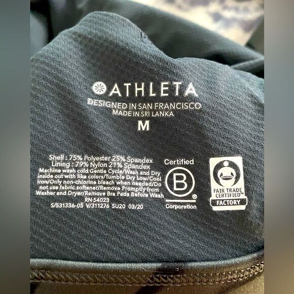 Athleta Elation Sports Bra Size Medium - Picture 4 of 4